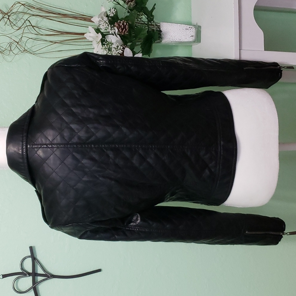 J2 black jacket - Picture 2 of 15